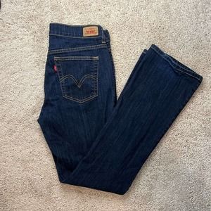Levi’s | Mid Rise Boot Cut Dark Wash | Stretch Size 6